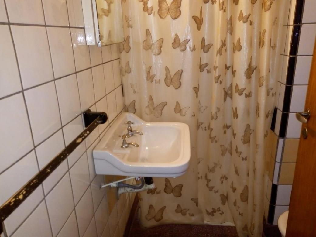 Hostel De Esquel Eksteriør billede